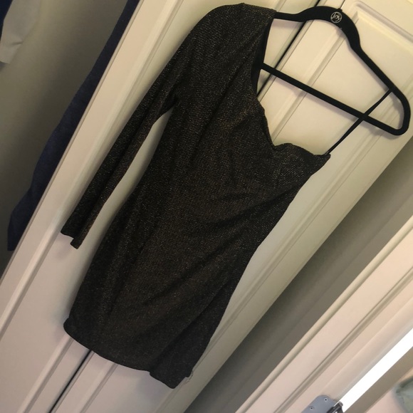 Gold and black one shoulder dress - Picture 1 of 5